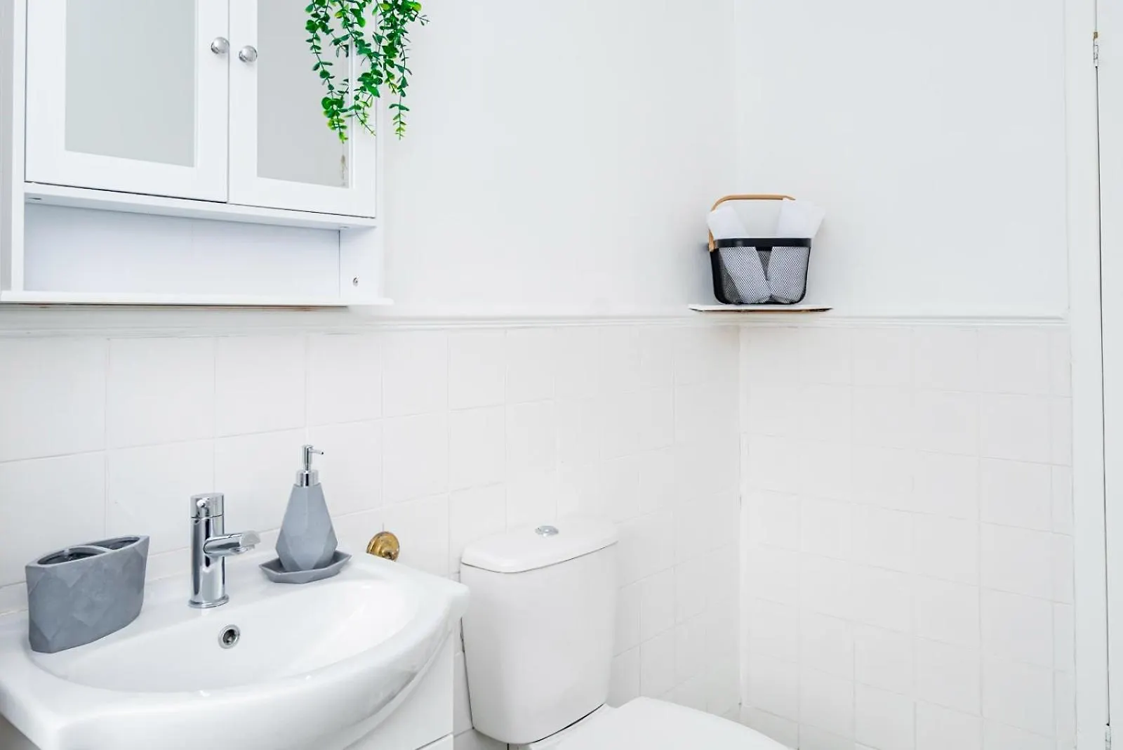 The Brays House For Families, Contractors And Professionals, Birmingham Apartment