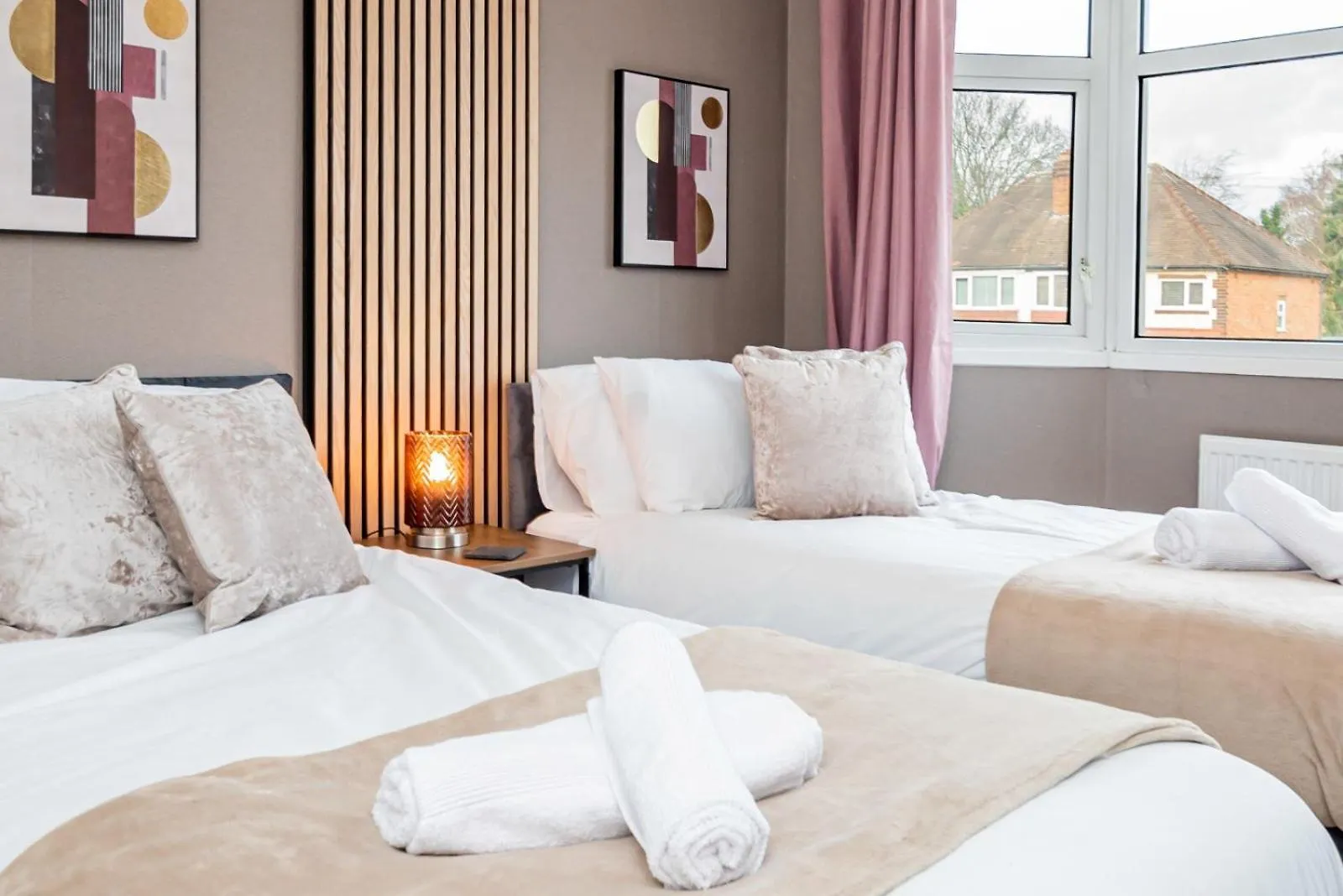 The Brays House For Families, Contractors And Professionals, Birmingham Apartment