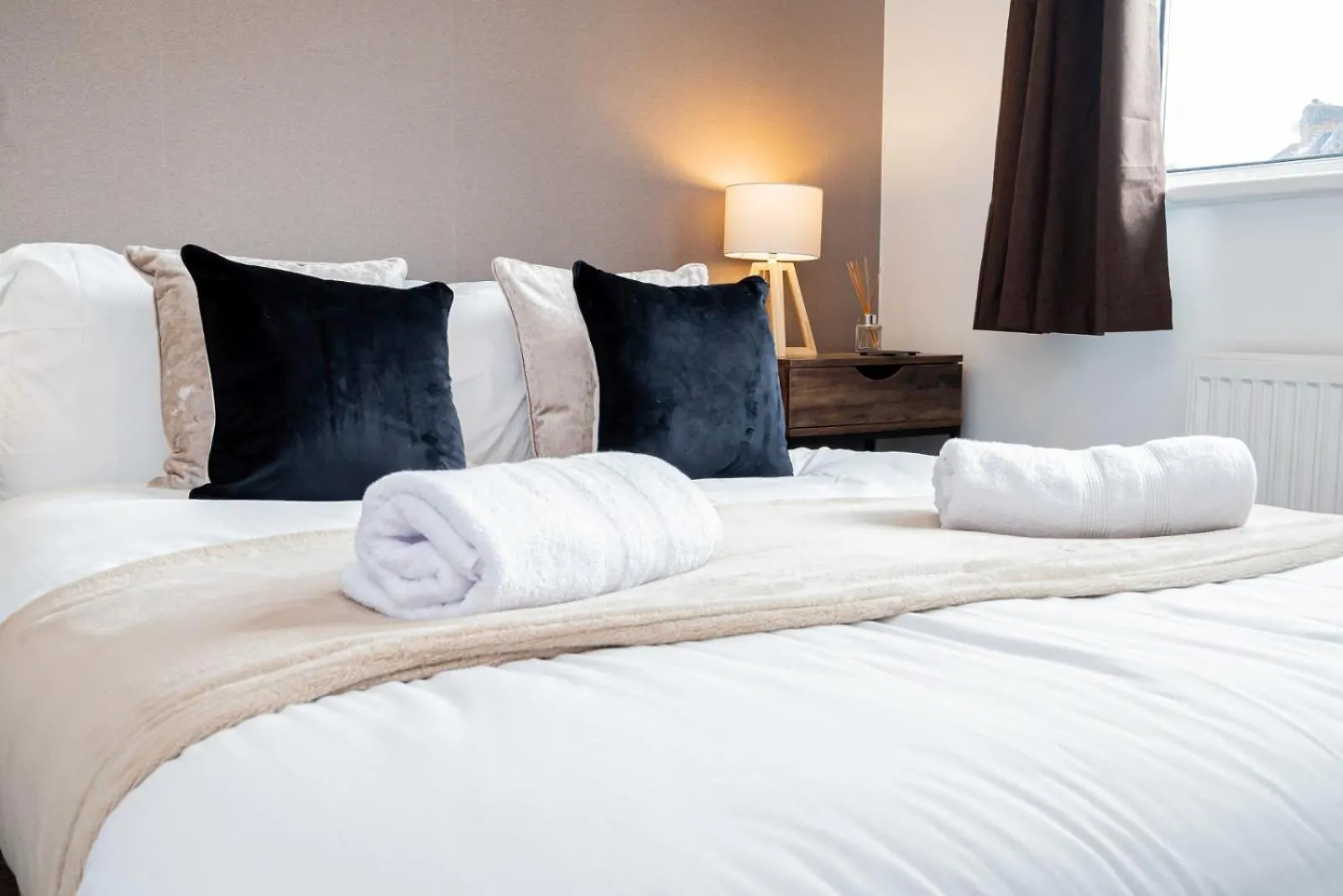 The Brays House For Families, Contractors And Professionals, Birmingham Apartment
